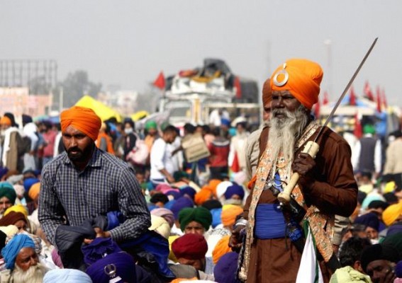 Govt agrees to key farmers' demands, amendments in MSP, APMC Govt agrees to key farmers' demands, amendments in MSP, APMC