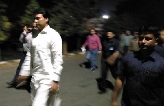 After JUMLA cheating with Vision Document, Biplabâ€™s mid-night â€˜Walk-Dramaâ€™ failed to pacify 10323 Teachers 