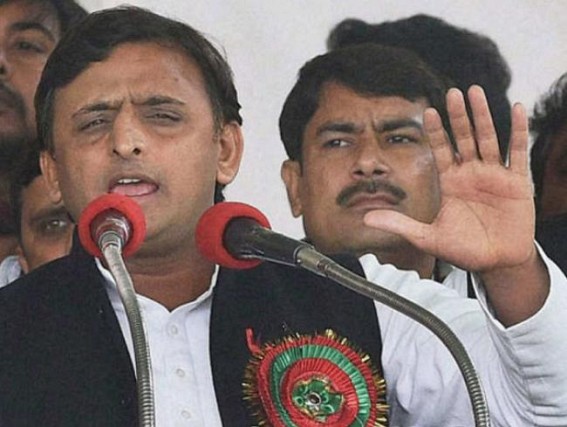 Akhilesh seeks Union Minister Teni's dismissal