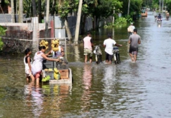 Mizo organisation provides relief aid to flood affected in southern Assam