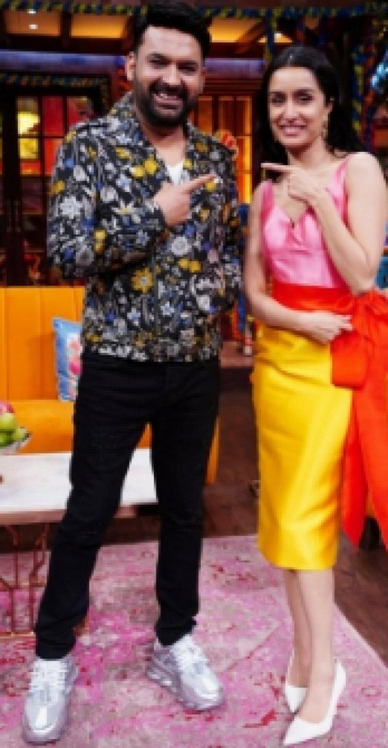 Shraddha Kapoor recalls celebrating Holi at Big B's residence in her childhood