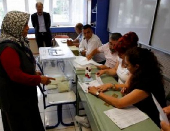 Voting underway for Turkey's presidential, parliamentary elections