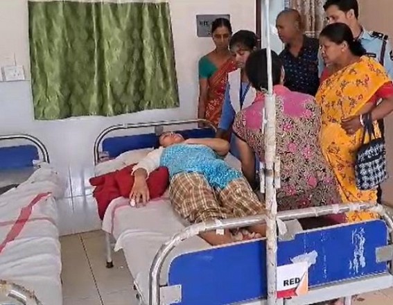 7 Injured including School Student in Road Accident in Sabroom 7 Injured including School Student in Road Accident in Sabroom