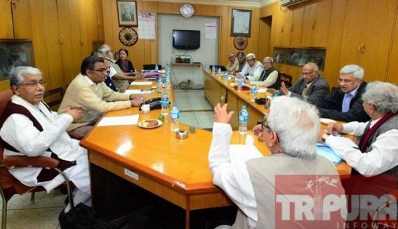 CPI-M's Southern lobby, Bengal leaders advocate pre-poll tie-up with Congress as 'Need of Hour' : Manik Sarkar's anti-Congress stance hits a jolt CPI-M's Southern lobby, Bengal leaders advocate pre-poll tie-up with Congress as 'Need of Hour' : Manik Sarkar's anti-Congress stance hits a jolt