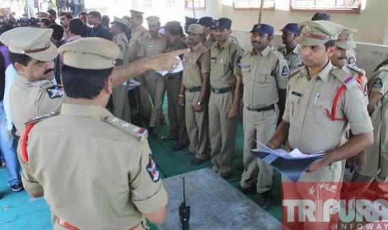 2 days after the loot case from a passenger at Battala, police is yet to find any clue 2 days after the loot case from a passenger at Battala, police is yet to find any clue