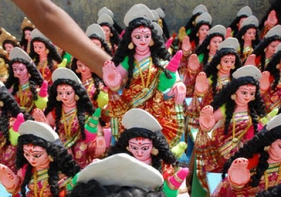 Laxmi idols on Wednesday night sold even at Rs. 10: Unbearable loss for Poor artisans across State : Tripura Economy suffers from JUMLA Era’s cash crunch amid mass suffering, deprivation Statewide Laxmi idols on Wednesday night sold even at Rs. 10: Unbearable loss for Poor artisans across State : Tripura Economy suffers from JUMLA Era’s cash crunch amid mass suffering, deprivation Statewide