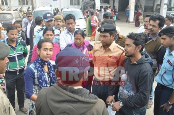 Chaos in IGM, Hospital Security manhandles Patient Party Chaos in IGM, Hospital Security manhandles Patient Party