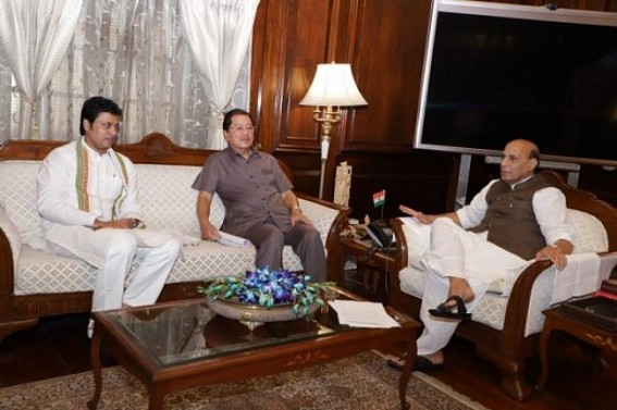 Tripura, Mizoram Govt sign historical pact to proceed Reang refugees return to Mizoram before October, 2018 Tripura, Mizoram Govt sign historical pact to proceed Reang refugees return to Mizoram before October, 2018