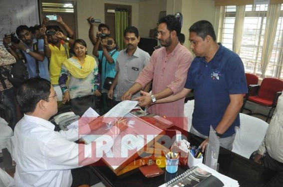 791 TET Qualifiers with B.Ed left Jobless in Tripura : DYFI meets Education Director 791 TET Qualifiers with B.Ed left Jobless in Tripura : DYFI meets Education Director