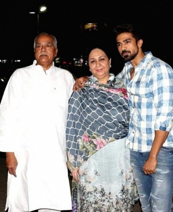 Saqib Saleem pens emotional note for mother Saqib Saleem pens emotional note for mother