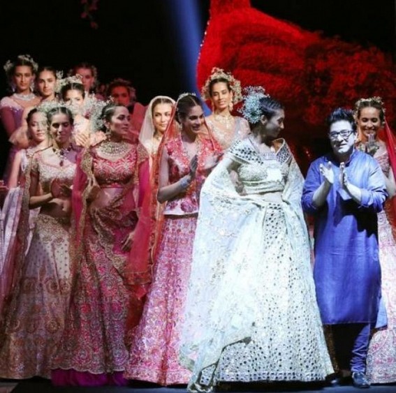Designer Rahul Mishra brings Monaco on ICW 2019 stage Designer Rahul Mishra brings Monaco on ICW 2019 stage