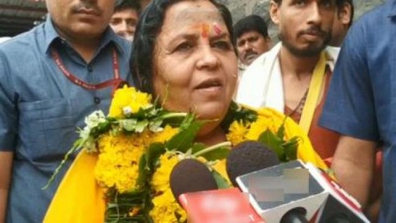 Will wear saree next time if Mahakal priests ask: Uma Bharti Will wear saree next time if Mahakal priests ask: Uma Bharti