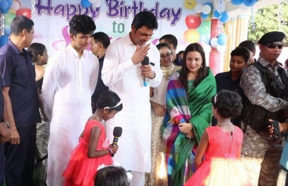 Tripura CM donates his one month’s salary to his state’s orphanage Tripura CM donates his one month’s salary to his state’s orphanage