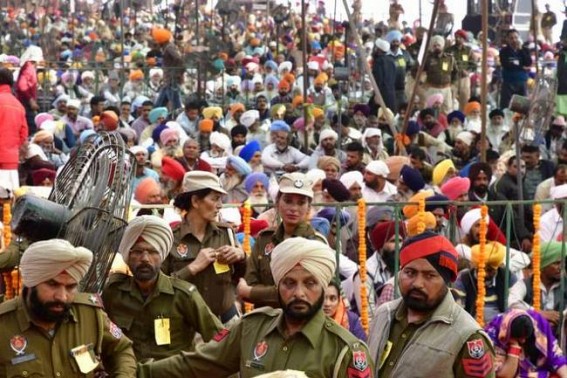 Pakistan stops devotees from visiting India Pakistan stops devotees from visiting India