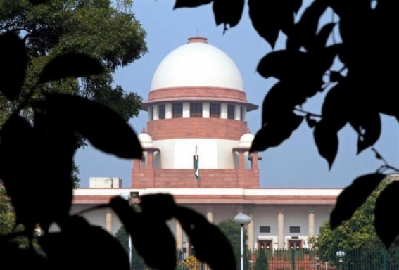 With 4 judges sworn in, SC attains full strength With 4 judges sworn in, SC attains full strength