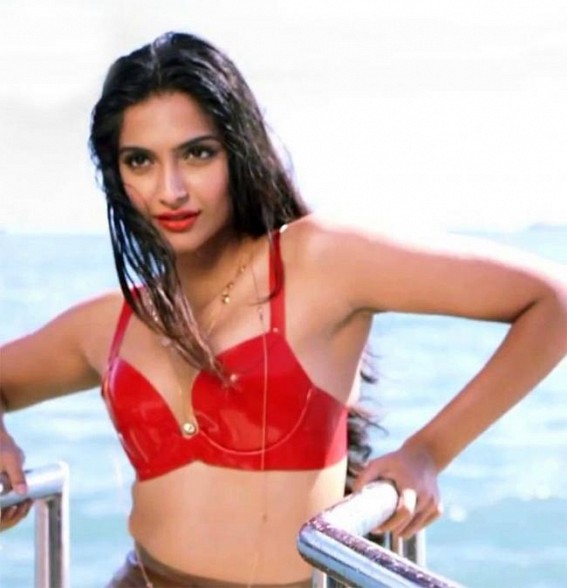Sonam Kapoor: Would love to explore horror, action films Sonam Kapoor: Would love to explore horror, action films