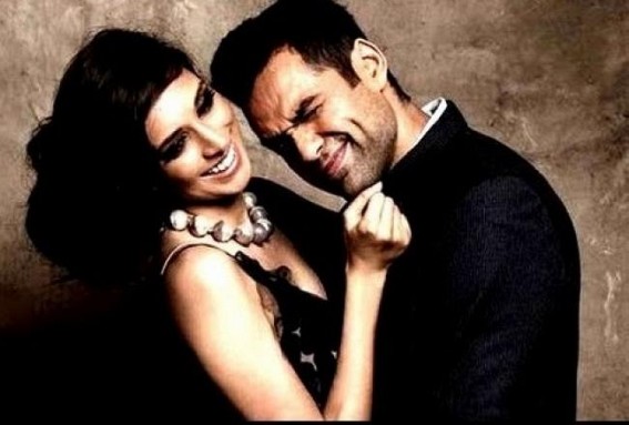 Abhay Deol excited about 'Line Of Descent' Abhay Deol excited about 'Line Of Descent'