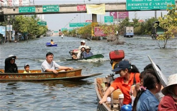 Flood situation grim in Thailad, 160 people evacuated Flood situation grim in Thailad, 160 people evacuated