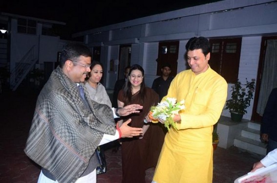 Central Minister Dharmendra Pradhan arrives in Tripura to inaugurate Sonamura Gas Collecting station Central Minister Dharmendra Pradhan arrives in Tripura to inaugurate Sonamura Gas Collecting station