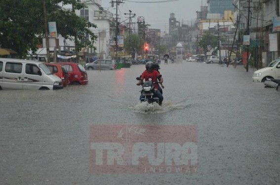 Rain, water-logging disrupt public lives in Agartala Rain, water-logging disrupt public lives in Agartala