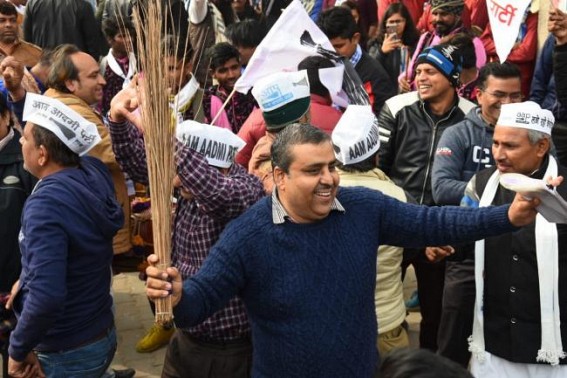 AAP drops Jitender Singh Tomar, wife given ticket AAP drops Jitender Singh Tomar, wife given ticket