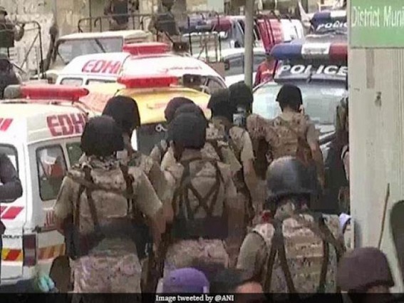 6 killed in Pakistan Stock Exchange attack 6 killed in Pakistan Stock Exchange attack