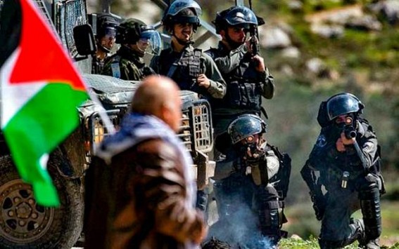 Palestinians injured after clashes with Israeli troops Palestinians injured after clashes with Israeli troops