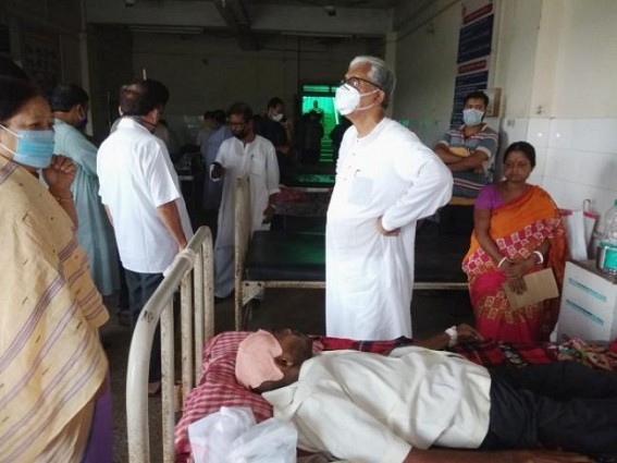‘BJP does not have Capacity to give Food to People but Expert in Punching, Hitting, Beating’ : Manik Sarkar bashed BJP's Political Violence, met injured Party workers at Kamalpur ‘BJP does not have Capacity to give Food to People but Expert in Punching, Hitting, Beating’ : Manik Sarkar bashed BJP's Political Violence, met injured Party workers at Kamalpur