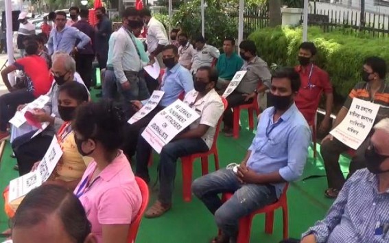Tripura Journalists protested against increasing attacks on Media, Freedom of Speech Tripura Journalists protested against increasing attacks on Media, Freedom of Speech