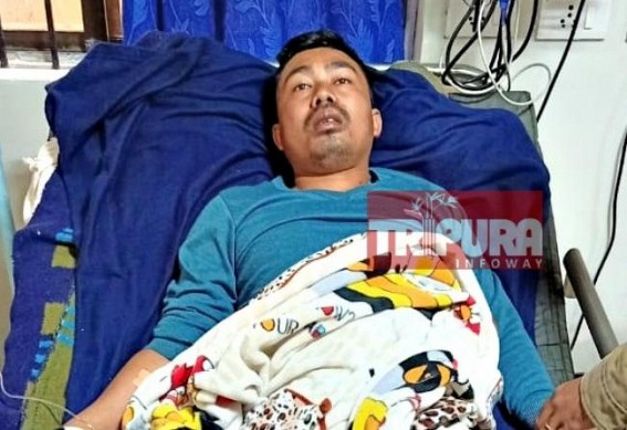 Around 200 people attacked Tripura Doctor, admitted in GB Trauma Centre : Victim Doctor alleged ‘Money Extortion’, beaten for not giving Rs. 15,000 in Kali puja Around 200 people attacked Tripura Doctor, admitted in GB Trauma Centre : Victim Doctor alleged ‘Money Extortion’, beaten for not giving Rs. 15,000 in Kali puja