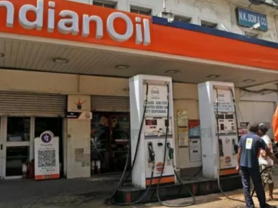 Fuel price rise paused on Monday after rising for 2 days Fuel price rise paused on Monday after rising for 2 days