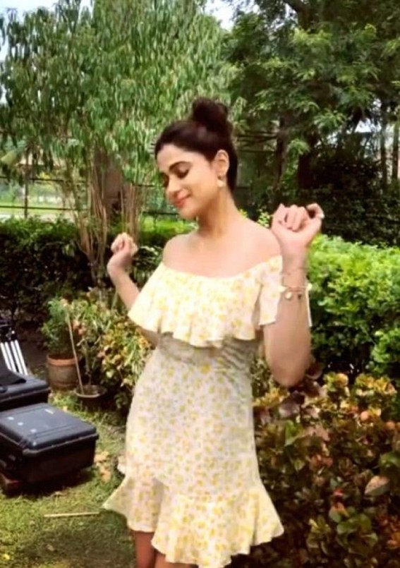 Shamity Shetty sets the weekend mood Shamity Shetty sets the weekend mood