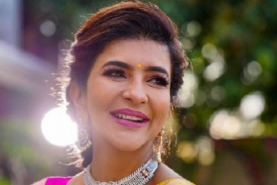 Lakshmi Manchu had a blast hosting SIIMA awards Lakshmi Manchu had a blast hosting SIIMA awards