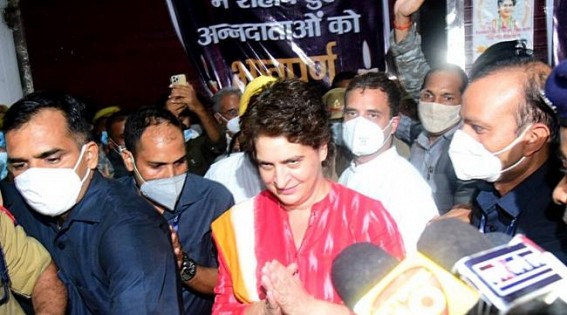 Rahul, Priyanka meet bereaved families in Lakhimpur Kheri Rahul, Priyanka meet bereaved families in Lakhimpur Kheri