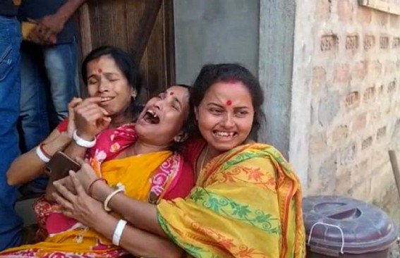 Housewife's hanging body found at Kailasahar : Murder Suspected Housewife's hanging body found at Kailasahar : Murder Suspected