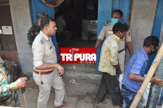 Over 1,000 Litre Liquor Seized by Maharajganj Police : 8 Persons Booked Over 1,000 Litre Liquor Seized by Maharajganj Police : 8 Persons Booked