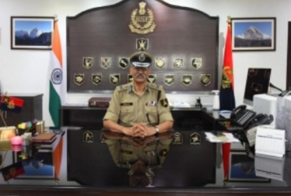 BSF DG reviews operational preparedness of Kashmir Frontier BSF DG reviews operational preparedness of Kashmir Frontier