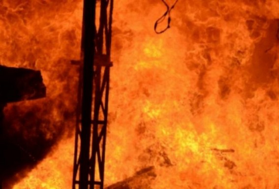Deadly fire rips through Mexico migrant centre, 37 dead Deadly fire rips through Mexico migrant centre, 37 dead