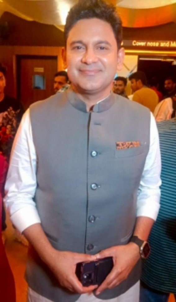 'Adipurush' dialogue writer Manoj Muntashir on how India can become 'Vishwaguru' 'Adipurush' dialogue writer Manoj Muntashir on how India can become 'Vishwaguru'