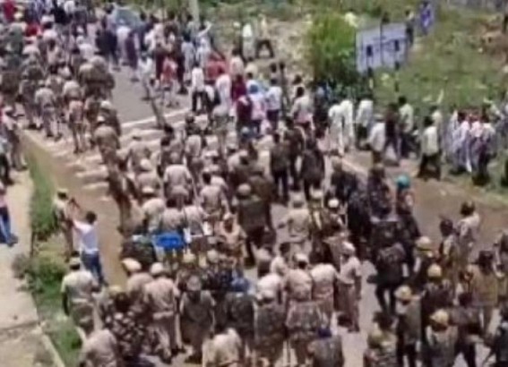 Haryana farmers protesting on NH 44 over sunflower seeds procurement baton-charged Haryana farmers protesting on NH 44 over sunflower seeds procurement baton-charged