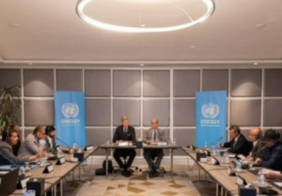 Houthi 'economic war' threatens peace prospects: Yemeni PM Houthi 'economic war' threatens peace prospects: Yemeni PM