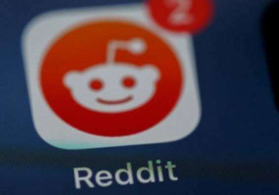 Hackers threaten to leak 80GB of stolen Reddit data Hackers threaten to leak 80GB of stolen Reddit data