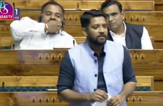 Airline Ticket Prices’ Fluctuations: Congress MP asked in Parliament, how Poor Workers from Dubai would bear the expenditure Airline Ticket Prices’ Fluctuations: Congress MP asked in Parliament, how Poor Workers from Dubai would bear the expenditure