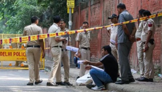 Three Men Posing as Cops Allegedly Gang-Rape Minor in Delhi Three Men Posing as Cops Allegedly Gang-Rape Minor in Delhi