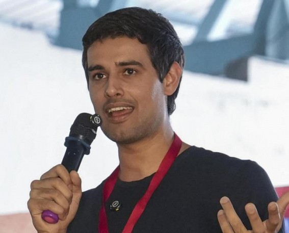 Dhruv Rathee detained from Gurugram home before CJP protest Dhruv Rathee detained from Gurugram home before CJP protest